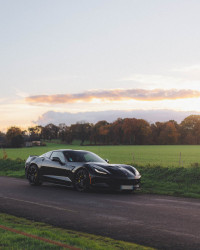 Voiture de prestige à Saint-Malo